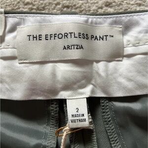 Aritzia The Effortless Pant in Sage